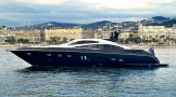 Motor yacht Low Profile